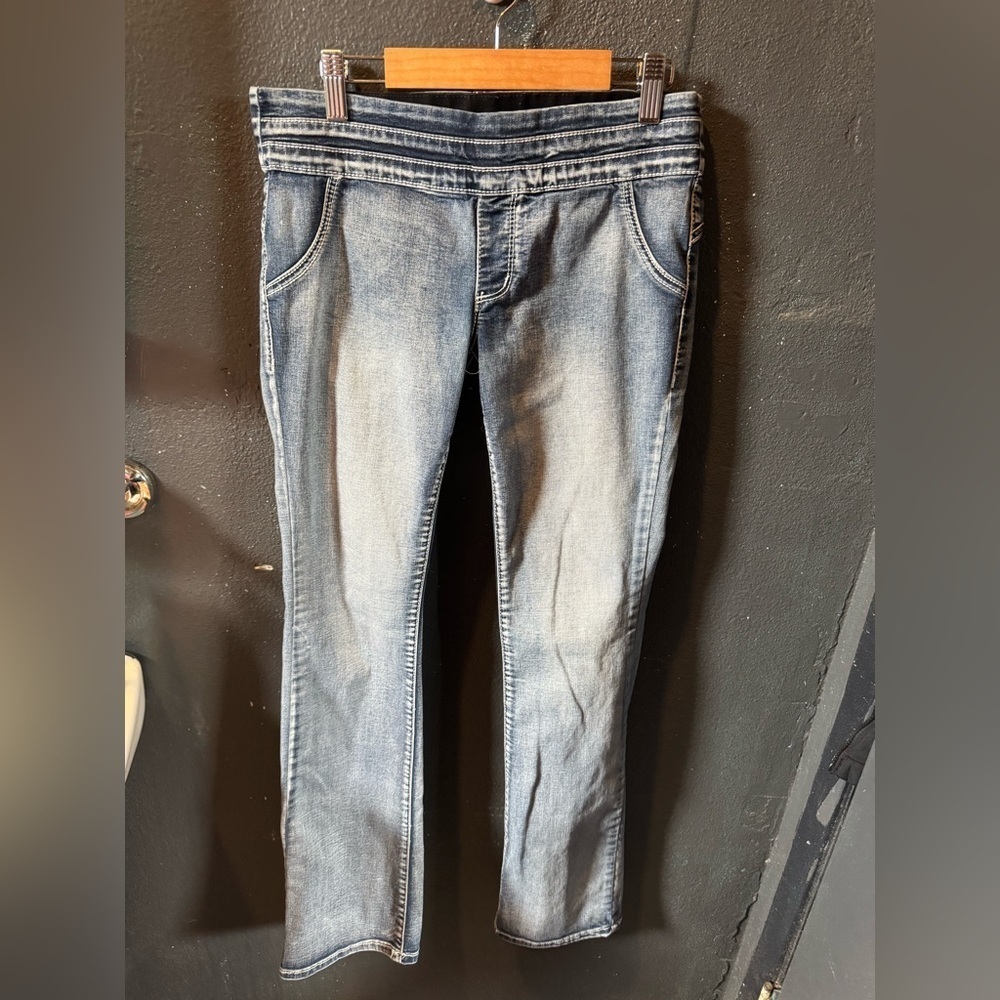 Maurices Blue Jeggings with Elastic Waistband and Tapered Leg